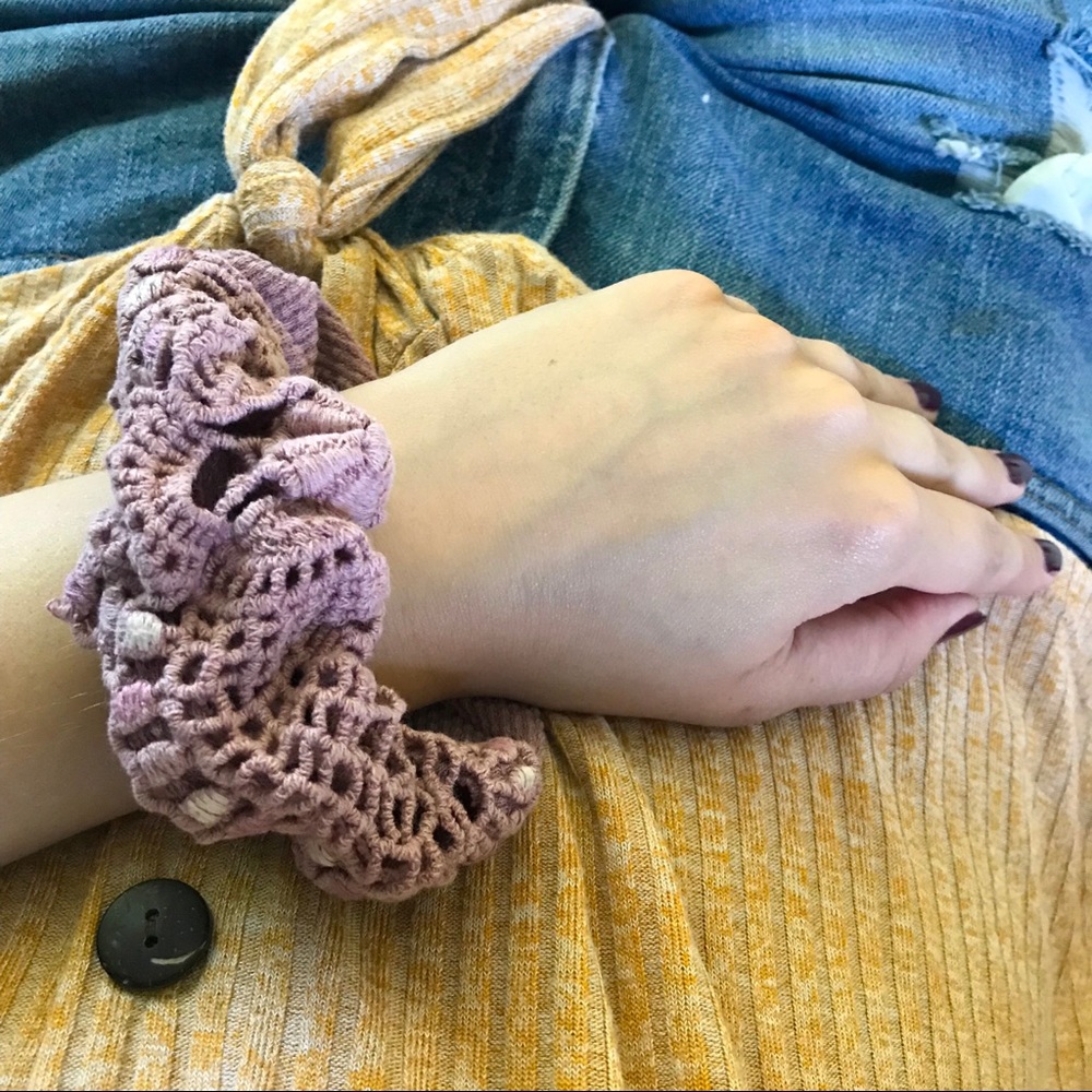 Free People Scrunchy Thermal Crocheted Rose Pink